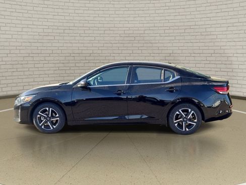 Used 2024 Nissan Sentra SV FWD image 8