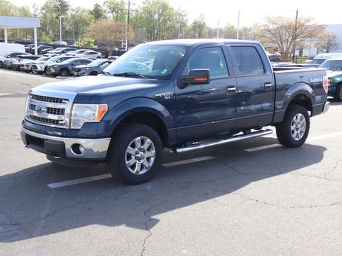 Used 2014 Ford F150 XLT w/ Equipment Group 302A Luxury image 5