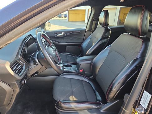 Used 2024 Ford Escape ST-Line FWD image 16