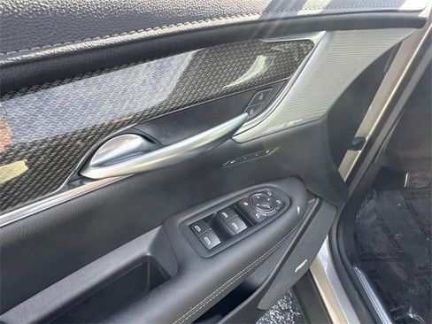 Certified 2023 Cadillac XT5 Sportv w/ Technology Package image 17