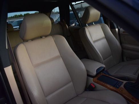 Used 2004 BMW X5 3.0i image 17