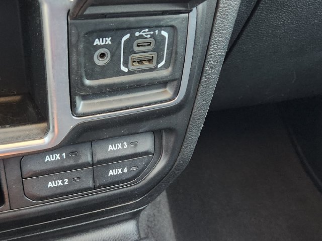 Used 2020 Jeep Gladiator Sport AWD/4WD image 20