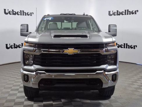 Used 2025 Chevrolet Silverado 2500 LT w/ All Star Edition AWD/4WD image 2