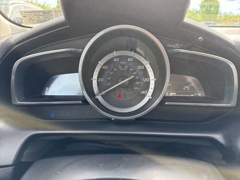 Used 2017 Toyota Yaris iA FWD image 9