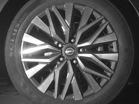 Used 2025 Nissan Altima 2.5 SV image 13