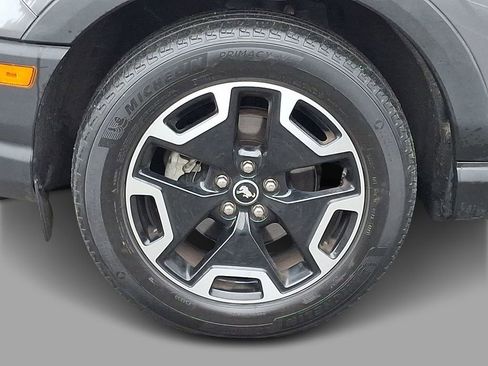 Used 2022 Ford Bronco Sport Outer Banks w/ Tech Package AWD/4WD image 8