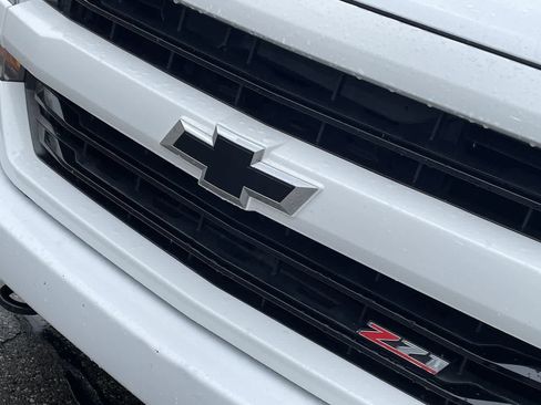 Used 2017 Chevrolet Silverado 1500 LT w/ All Star Edition AWD/4WD image 36