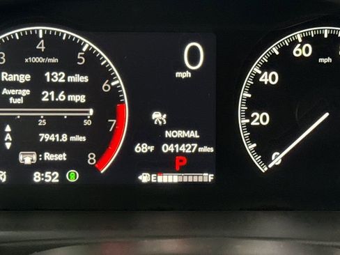 Certified 2025 Honda Pilot Touring image 27