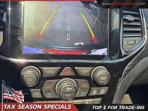 Used 2020 Jeep Grand Cherokee Altitude AWD/4WD image 23