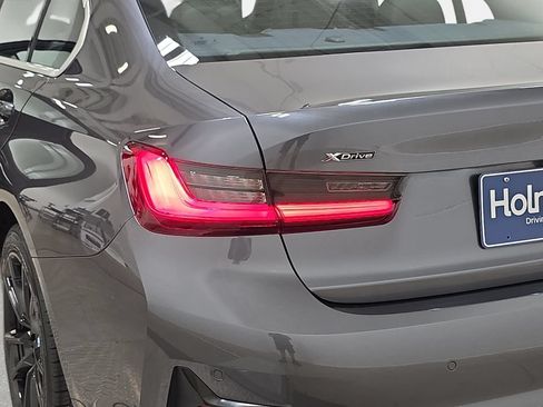 Used 2020 BMW 330i xDrive Sedan w/ Convenience Package AWD/4WD image 34