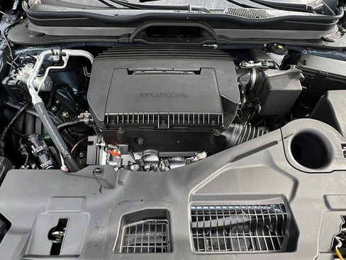 Used 2026 Honda Pilot TrailSport image 10