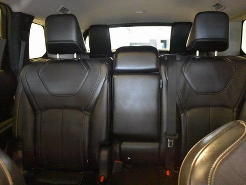 Used 2023 INFINITI QX60 Luxe w/ Performance Audio Package image 37