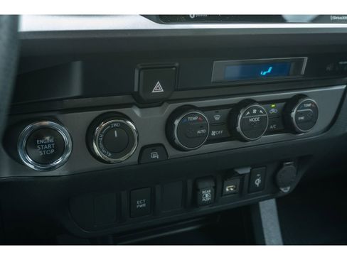 Used 2023 Toyota Tacoma TRD Sport AWD/4WD image 23
