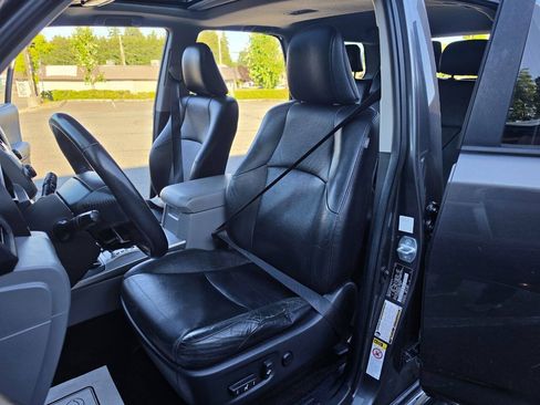 Used 2010 Toyota 4Runner SR5 w/ Convenience Pkg AWD/4WD image 35