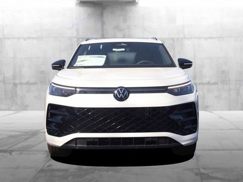 New 2026 Volkswagen Tiguan SE R-Line image 4