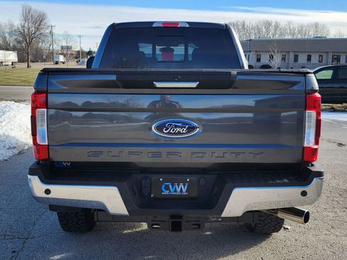 Used 2019 Ford F250 XLT w/ XLT Premium Package image 11