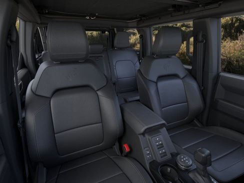 New 2026 Ford Bronco Badlands w/ Sasquatch Package AWD/4WD image 10