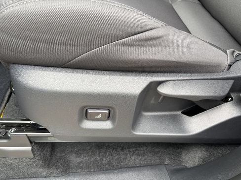 New 2026 Toyota Tacoma SR5 AWD/4WD image 28