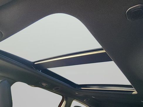 New 2026 Chrysler Pacifica Select image 24