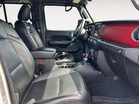 Used 2018 Jeep Wrangler Unlimited Rubicon AWD/4WD image 25