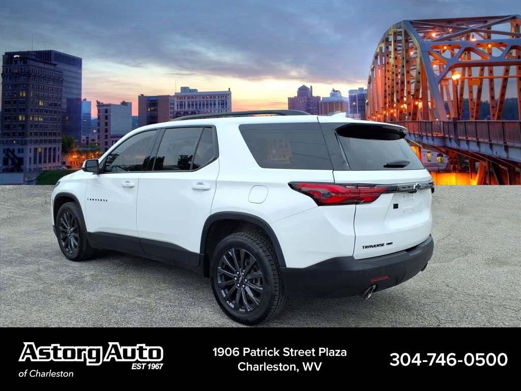 Used 2023 Chevrolet Traverse RS w/ LPO, Floor Liner Package AWD/4WD image 5
