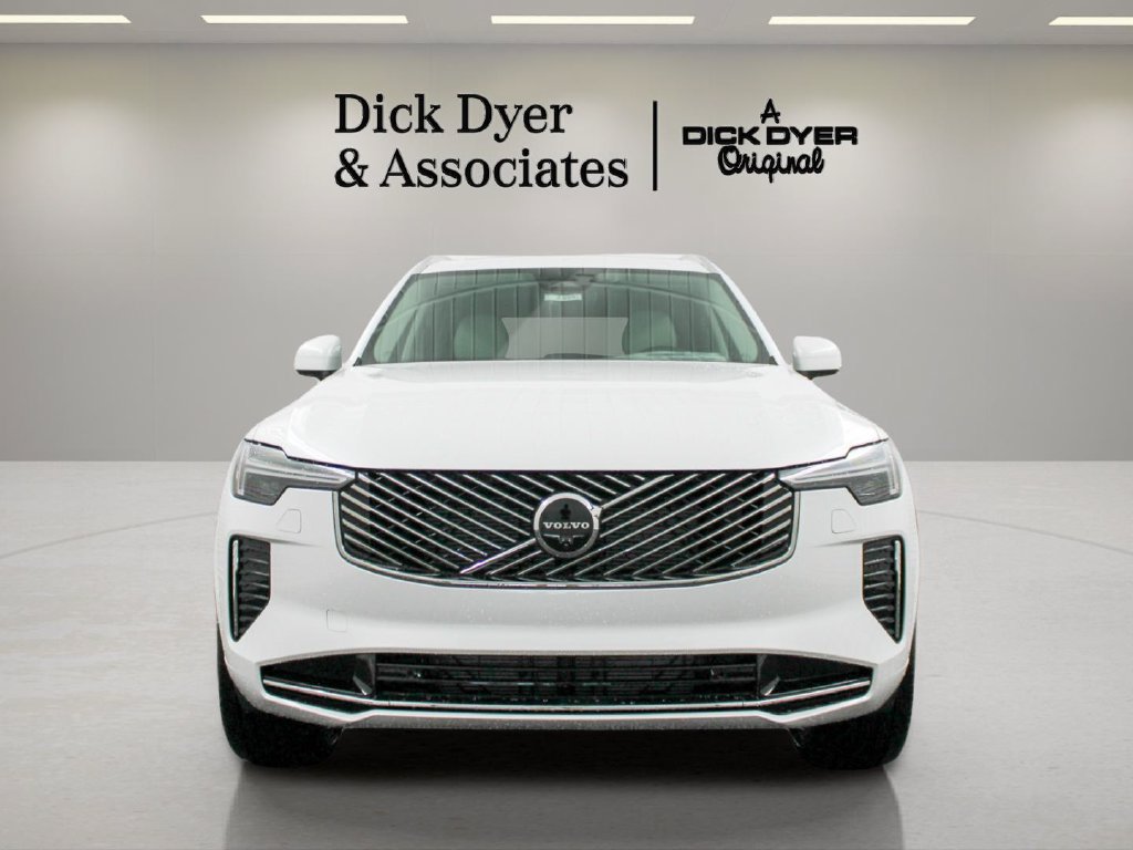 Certified 2026 Volvo XC90 B6 Ultra w/ Protection Package AWD/4WD image 9