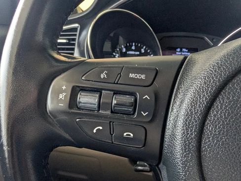 Used 2019 Kia Sedona EX FWD image 34