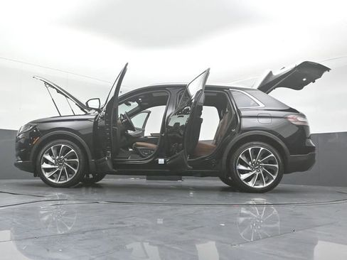 Certified 2023 Lincoln Nautilus Reserve w/ Equipment Group 202A image 58