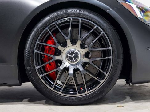 Used 2018 Mercedes-Benz AMG GT C image 39
