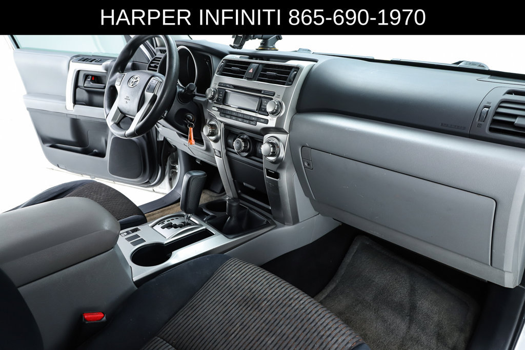 Used 2011 Toyota 4Runner SR5 w/ Convenience Pkg AWD/4WD image 32