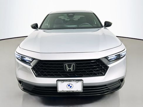 Used 2024 Honda Accord Sport image 2