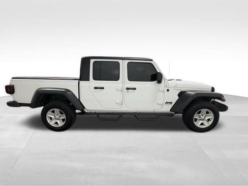 Used 2023 Jeep Gladiator Sport image 6