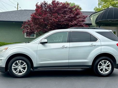 Used 2017 Chevrolet Equinox LT w/ Convenience Package FWD image 7