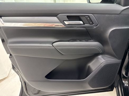 New 2026 GMC Terrain Elevation w/ Black Edition image 16