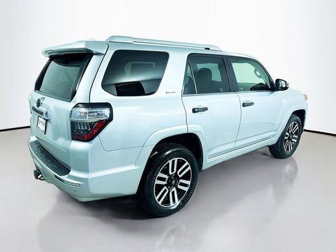 Used 2015 Toyota 4Runner Limited image 7