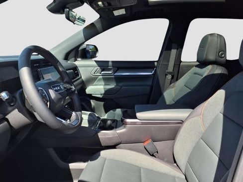 Used 2026 GMC Terrain AT4 w/ Convenience Package III AWD/4WD image 7