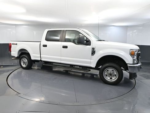 Used 2021 Ford F250 XL w/ Power Equipment Group AWD/4WD image 4