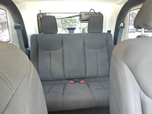 Used 2015 Jeep Wrangler Sport AWD/4WD image 21