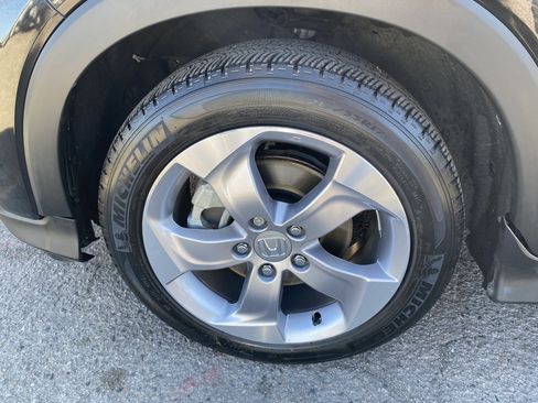 Used 2022 Honda HR-V LX image 13