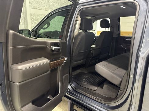 Used 2019 GMC Sierra 1500 SLE w/ Preferred Package AWD/4WD image 33