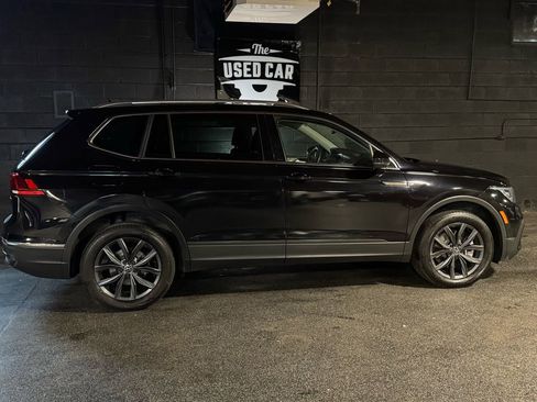 Used 2022 Volkswagen Tiguan SE AWD/4WD image 8