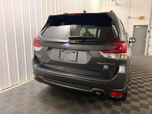 Used 2020 Subaru Forester Premium AWD/4WD image 24
