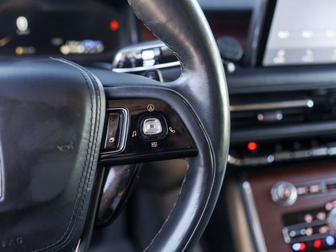 Used 2023 Lincoln Aviator Grand Touring w/ Equipment Group 301A image 12