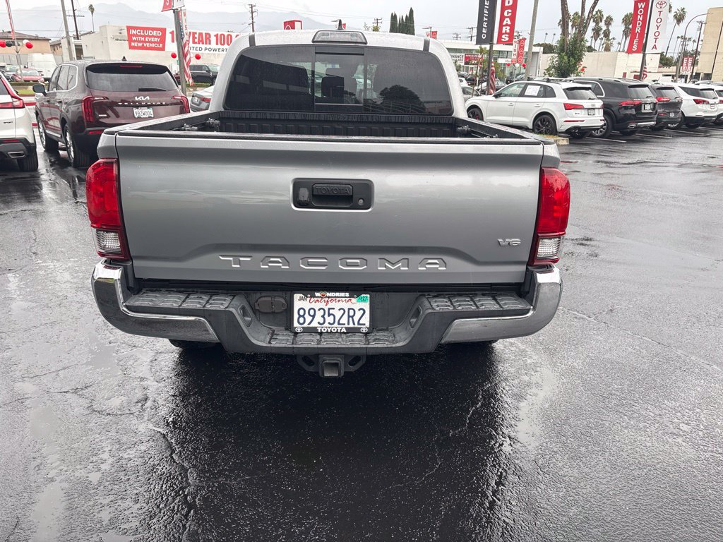 Used 2019 Toyota Tacoma SR5 RWD image 4