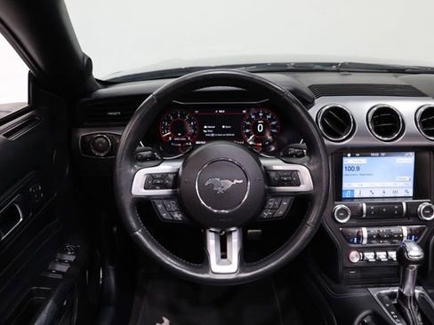 Used 2018 Ford Mustang GT Premium w/ Equipment Group 401A RWD image 16