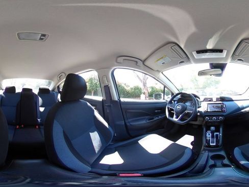 Used 2025 Nissan Versa SV FWD image 40