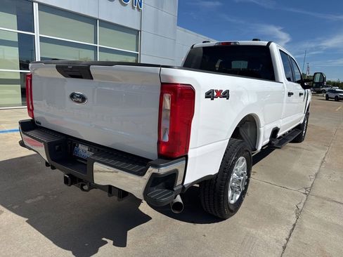 Used 2024 Ford F250 XLT AWD/4WD image 5