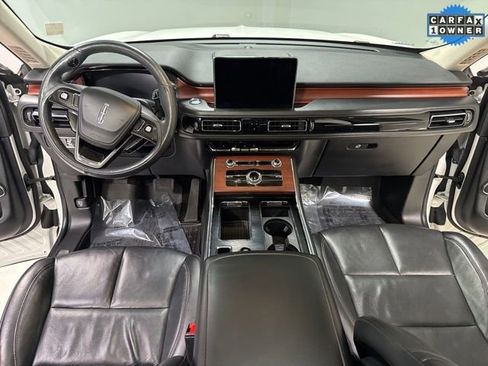 Used 2021 Lincoln Aviator Reserve w/ Elements Package Plus AWD/4WD image 16