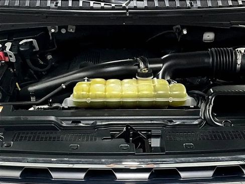 Used 2020 Ford Expedition Limited w/ Equipment Group 302A RWD image 31