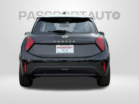New 2026 MINI Cooper 2-Door Hardtop FWD image 5